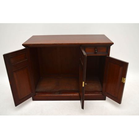Antiker viktorianischer Mahagoni Schrank / Anrichte