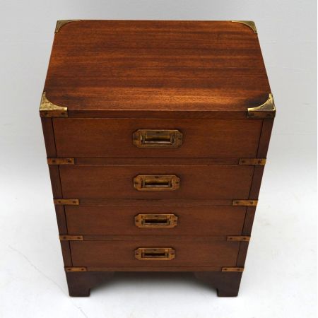 Kleiner Antiker Campaign Style Mahogany Chest of Drawers