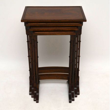 Antike Mahogany Nest of Four Tables