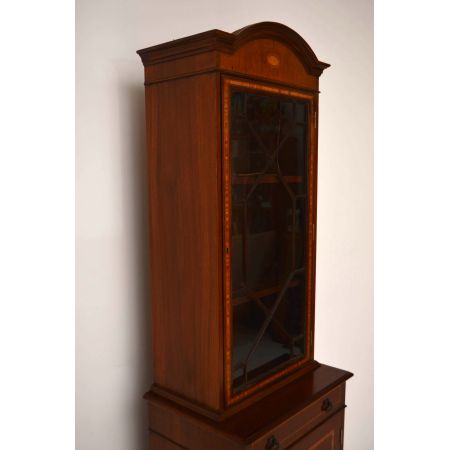 Antikes georgisches Mahagoni Bücherregal