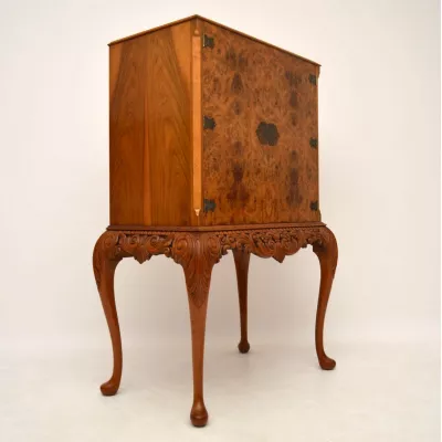 Antik Burr Walnuss Cocktail Schrank Kleiderschrank aus Massivholz