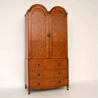 Antiker Double Domed Burr Walnut Wardrobe