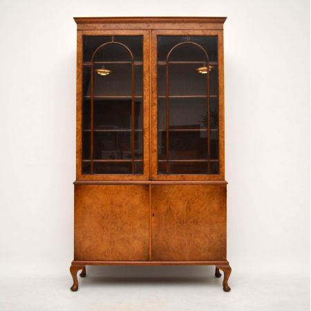 Antik Burr Walnuss Bücherregal Schrank mit Showcase Vitrine