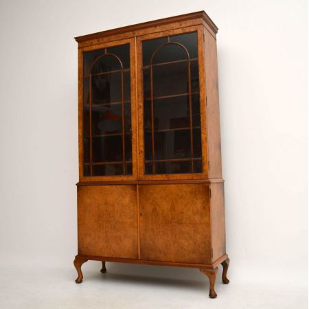 Antik Burr Walnuss Bücherregal Schrank mit Showcase Vitrine