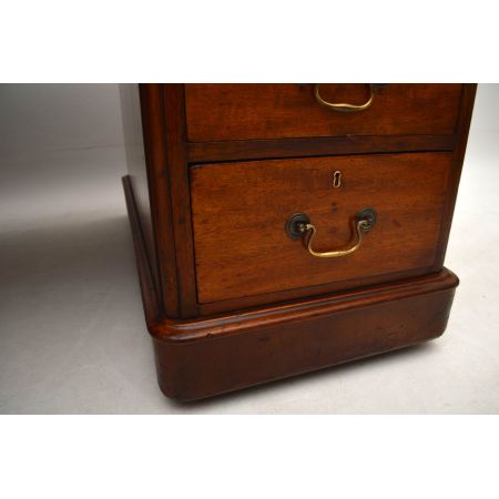 Großer antiker Mahagoni Schreibtisch, viktorianisch