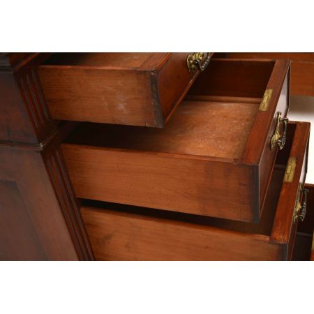 Großer Antiker Victorian Mahogany Pedestal Desk