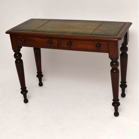 Antiker viktorianischer Mahagoni-Leder-Top-Schreibtisch 