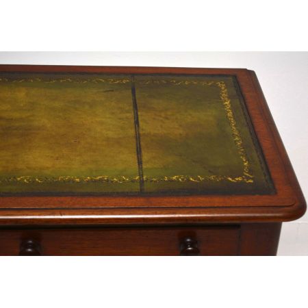 Antiker viktorianischer Mahagoni-Leder-Top-Schreibtisch 