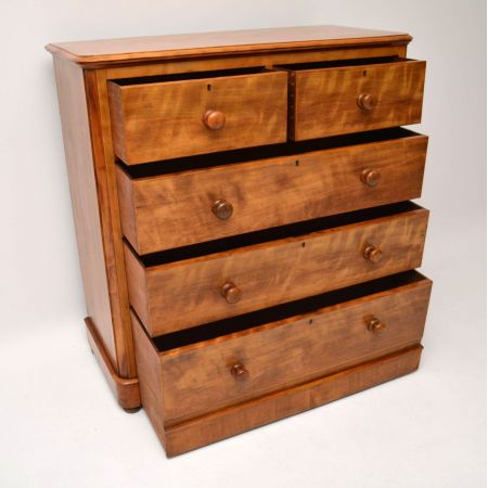 Große antike viktorianische Satin Birken Kommode