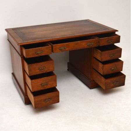 Antiker viktorianische Walnuss-Sockel-Schreibtisch Bürotisch