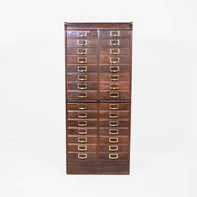 Antiker Apothekerschrank Eiche – Englischer Aktenschrank mit Verriegelung, frühes 20. Jh.