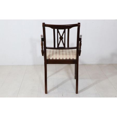 Englischer Esszimmerstuhl mit Armlehnen im Georgian Style, in Mahagoni - sofort lieferbar