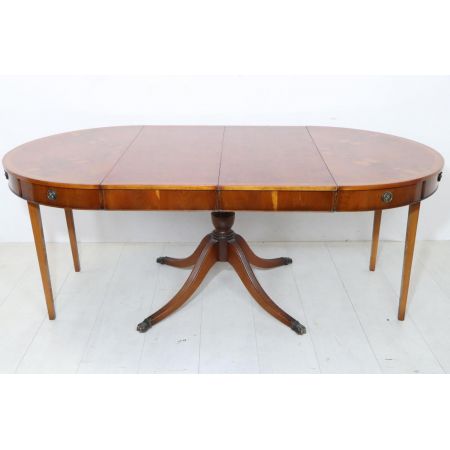 Ausziehbarer englischer Drum Dining Table, in Eibe, mit 2 extra Platten - sofort lieferbar