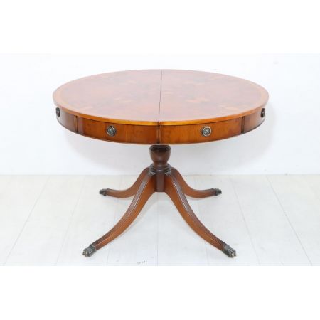 Ausziehbarer englischer Drum Dining Table, in Eibe, mit 2 extra Platten - sofort lieferbar