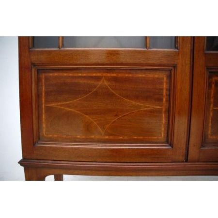 Antiker Edwardian Mahagoni Bücherschrank mit Intarsien