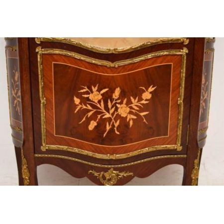 Französische Vitrine 