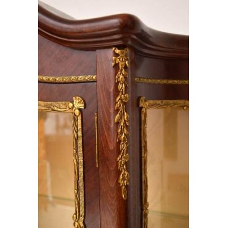 Französische Vitrine 