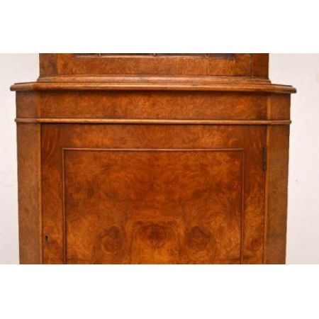 Antiik Georgianstil  Nussbaum Eckschrank 