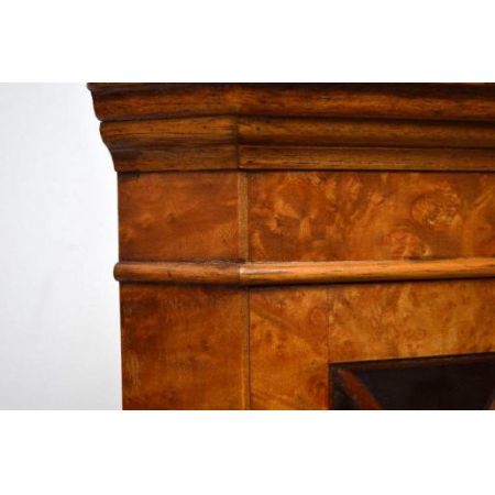 Antiik Georgianstil  Nussbaum Eckschrank 