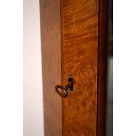 Antiik Georgianstil  Nussbaum Eckschrank 