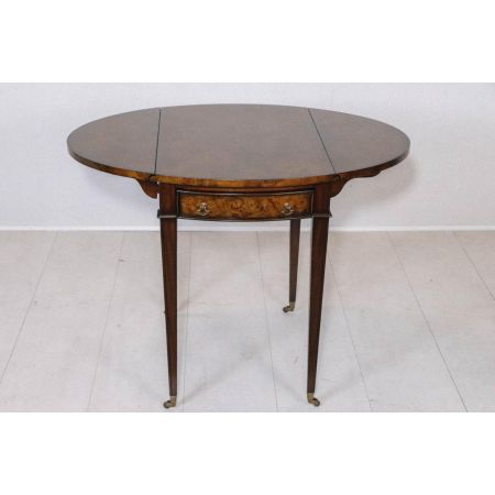 Beistelltisch/Pembroke Table im edwardianischen Stil