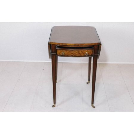 Beistelltisch/Pembroke Table im edwardianischen Stil