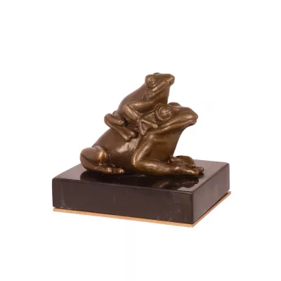 A Bronze Paperweight Of Two Frogs (brass Plate Underneath Ba 7,9x7,4x8,6cm
