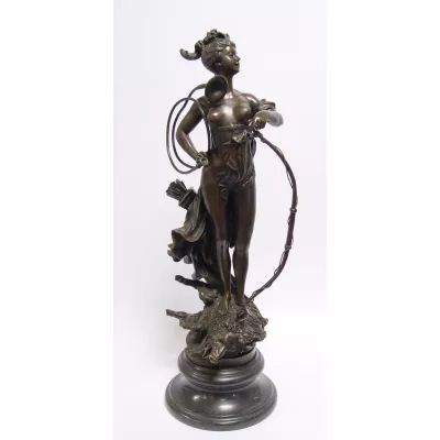 Bronzefigur Diana Victorious 67,8x22,7x25cm