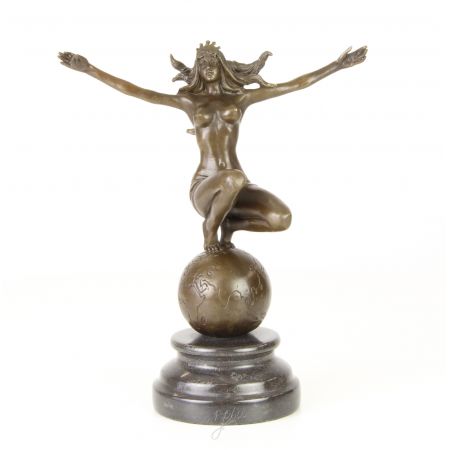 Bronzefigur Woman On Top Of The World 25,3x11,2x19,2cm