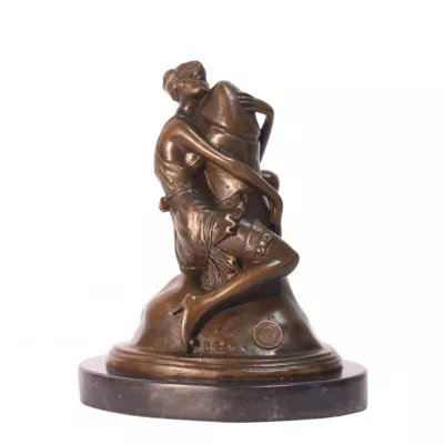 Bronzefigur Woman Embracing Phallus 17,7x11x15cm