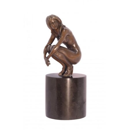 Bronzefigur Kuhering Nude 26,7x10,9x12,8cm