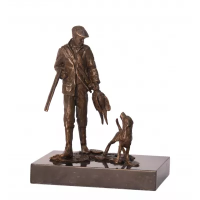 Bronzefigur Hunter With Hound 15,7x8x12,7cm