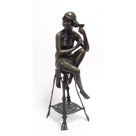 Bronzefigur The Champagne Lady 55,5cm