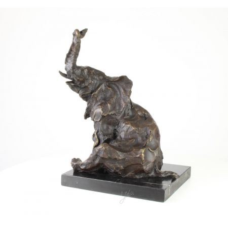 Bronzefigur Sitting Elephant 52,9x29x40,8cm