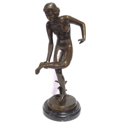 Bronze Nude Lady H: 39 Cm.