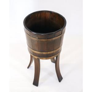 Ästhetischer Winecooler aus massivem Eichenholz im Farmhouse-Stil