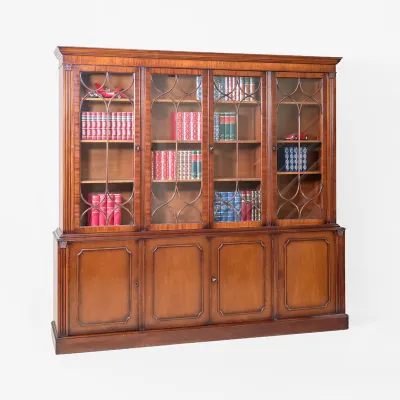 Großer englischer Bücherschrank aus Mahagoni - Bookcase im Victorian Style