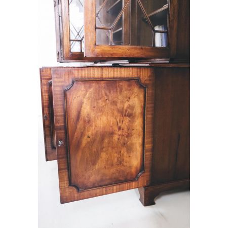 Prachtvolles Breakfront bookcase / Bücherschrank mit Regency Verglasung