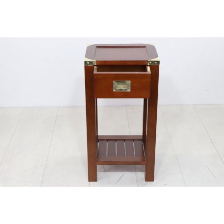 Campaign Stil Beistelltisch, in Mahagoni, mit Schublade