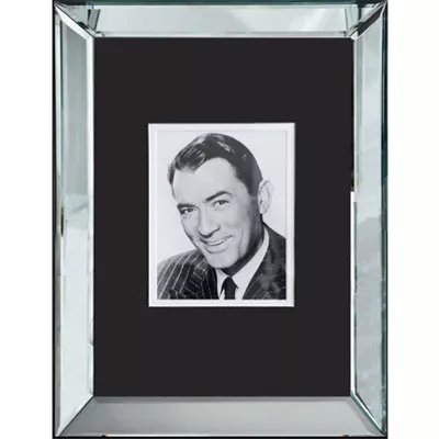 Wandbild Foto Portrait Gregory Peck  40x50 Schwarz-weiß Bild schwarz-weiß Foto Rahmen in Pearl