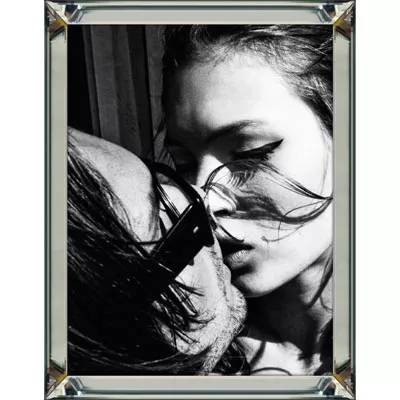 Bild schwarz-weiß Foto Kate Moss Kiss 60x80 im Rahmen Spiegel