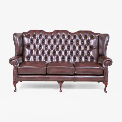 Chesterfield Sofa „Queen Anne“ 3 Sitzer – Hohe Rückenlehne in Braun, Original aus England