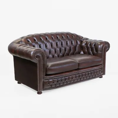 Braunes Ledersofa mit zwei losen Sitzkissen