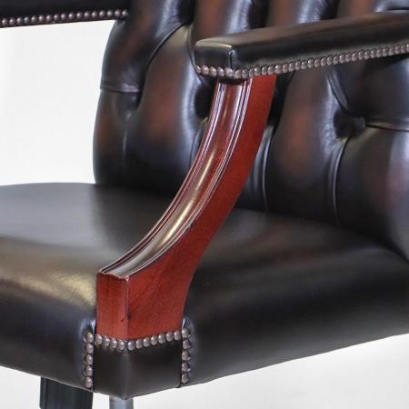 Chesterfield Drehstuhl in Birch Antique Tan