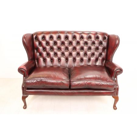 Chesterfield Wing Sofa im Queen Anne Stil, Zweisitzer, rotes Leder