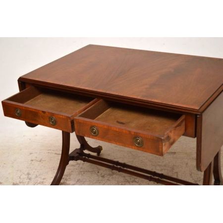 Edwardian Sofa Tisch mit Intarsien