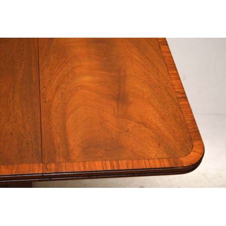 Edwardian Sofa Tisch mit Intarsien