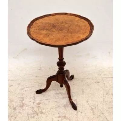 Wine table Nussbaum 
