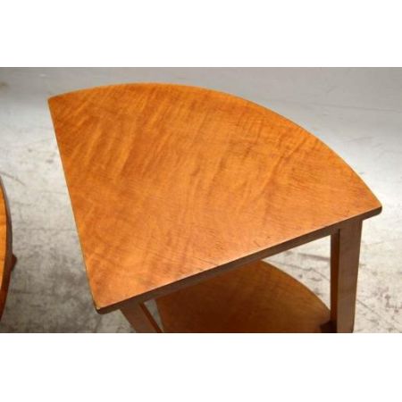 Art Deco Nest of tables Couchtische aus Bergahorn
