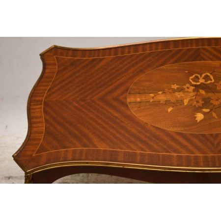Französicher  intarsierter Marquetry Coffee Table
